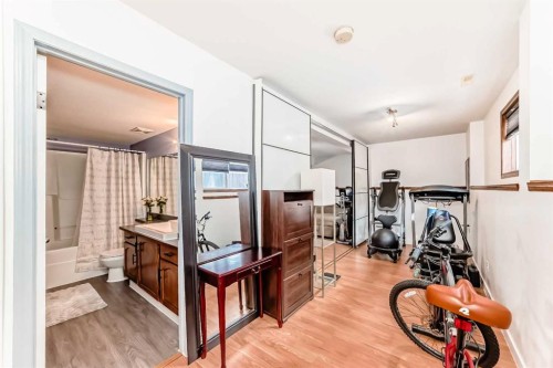 435 Coventry Road Ne, Calgary, AB - Indoor Photo Showing Gym Room