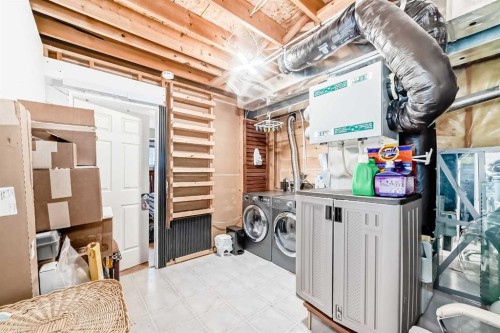 435 Coventry Road Ne, Calgary, AB - Indoor Photo Showing Laundry Room