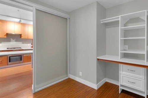 251-222 Riverfront Avenue Sw, Calgary, AB - Indoor