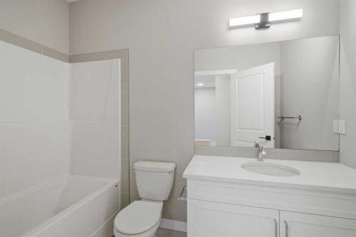 139 Belvedere Crescent Se, Calgary, AB - Indoor Photo Showing Bathroom