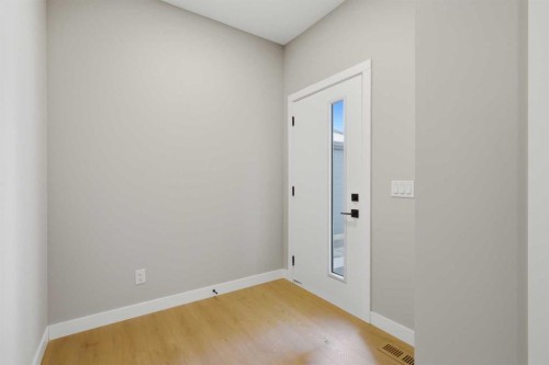 139 Belvedere Crescent Se, Calgary, AB - Indoor Photo Showing Other Room