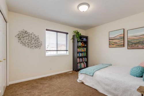 168 West Creek Pond, Chestermere, AB - Indoor Photo Showing Bedroom