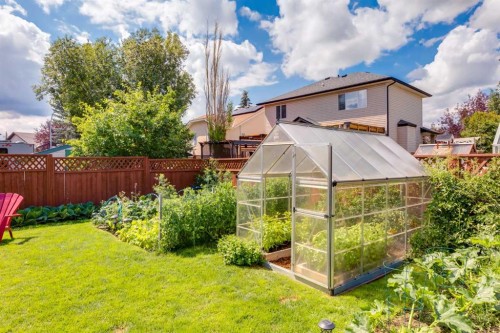 168 West Creek Pond, Chestermere, AB - Outdoor