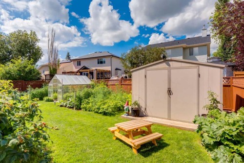 168 West Creek Pond, Chestermere, AB - Outdoor