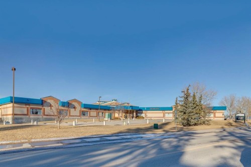 172 Riverglen Park Se, Calgary, AB - Outdoor