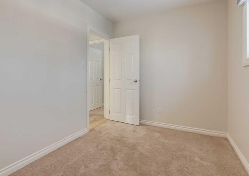 367 Acadia Drive Se, Calgary, AB - Indoor Photo Showing Other Room
