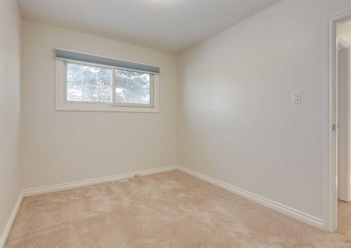 367 Acadia Drive Se, Calgary, AB - Indoor Photo Showing Other Room