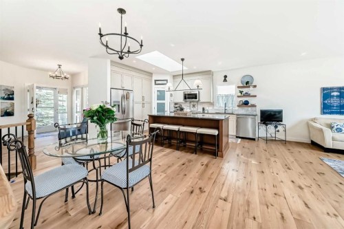 44 Eagleview Heights, Cochrane, AB - Indoor Photo Showing Dining Room