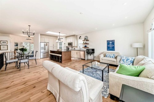 44 Eagleview Heights, Cochrane, AB - Indoor Photo Showing Living Room