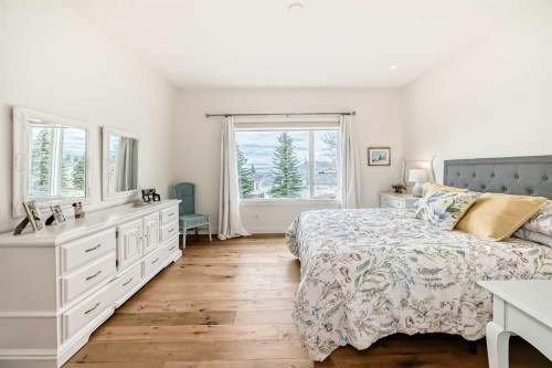 44 Eagleview Heights, Cochrane, AB - Indoor Photo Showing Bedroom