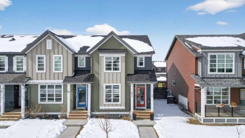 29 Carringvue Way Nw, Calgary, AB - Outdoor With Facade