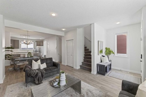 29 Carringvue Way Nw, Calgary, AB - Indoor Photo Showing Living Room