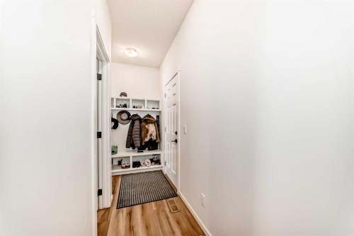 91 Walcrest Way Se, Calgary, AB - Indoor Photo Showing Other Room