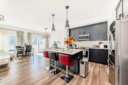 91 Walcrest Way Se, Calgary, AB - Indoor Photo Showing Kitchen With Upgraded Kitchen