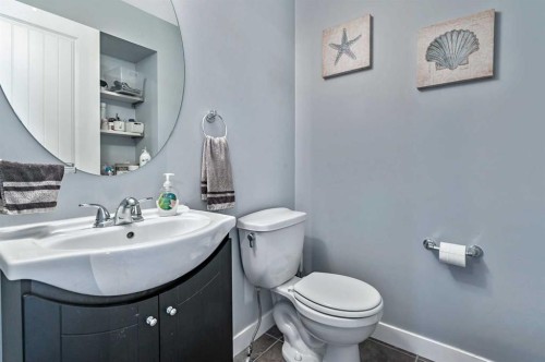 61 Drake Landing Loop, Okotoks, AB - Indoor Photo Showing Bathroom