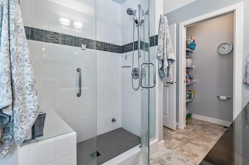 61 Drake Landing Loop, Okotoks, AB - Indoor Photo Showing Bathroom