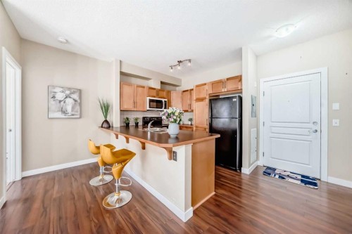 203-48 Panatella Road Nw, Calgary, AB - Indoor Photo Showing Kitchen
