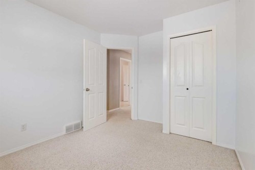 15770 Everstone Road Sw, Calgary, AB - Indoor