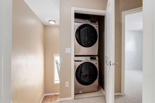 15770 Everstone Road Sw, Calgary, AB - Indoor Photo Showing Laundry Room