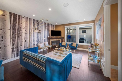 4410 17 Avenue Nw, Calgary, AB - Indoor With Fireplace