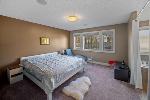 4410 17 Avenue Nw, Calgary, AB - Indoor Photo Showing Bedroom