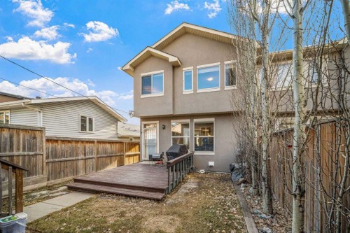 4410 17 Avenue Nw, Calgary, AB - Outdoor