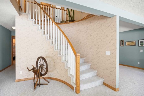 8 Edgevalley View Nw, Calgary, AB - Indoor Photo Showing Other Room