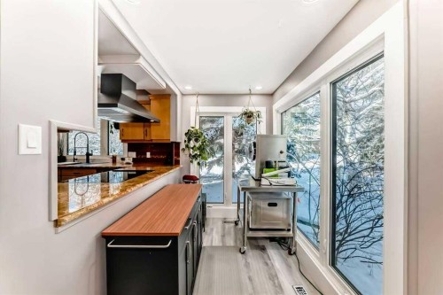 2002 Pump Hill Way Sw, Calgary, AB - Indoor