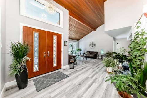 2002 Pump Hill Way Sw, Calgary, AB -  With Exterior