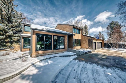 2002 Pump Hill Way Sw, Calgary, AB - Outdoor