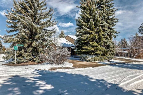 2002 Pump Hill Way Sw, Calgary, AB - Outdoor With View