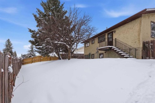 32 Fonda Mews Se, Calgary, AB - Outdoor