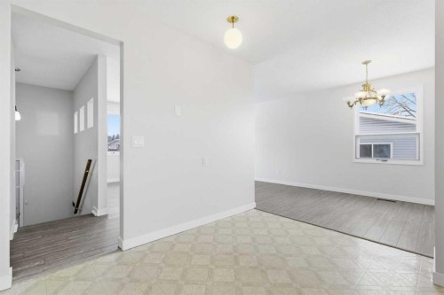 32 Fonda Mews Se, Calgary, AB - Indoor Photo Showing Other Room