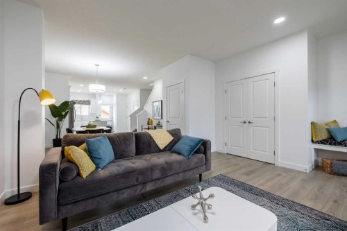 48 Andalusian Road, Cochrane, AB - Indoor Photo Showing Living Room