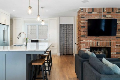 6607 Silver Springs Crescent Nw, Calgary, AB - Indoor Photo Showing Other Room