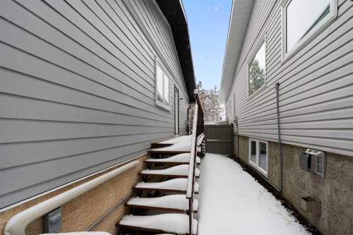 6607 Silver Springs Crescent Nw, Calgary, AB - Outdoor With Exterior