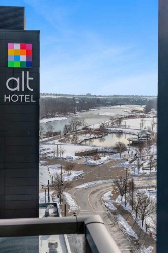 1003-550 Riverfront Avenue Se, Calgary, AB - Outdoor With View