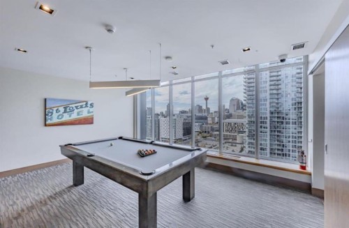 1003-550 Riverfront Avenue Se, Calgary, AB - Indoor Photo Showing Other Room