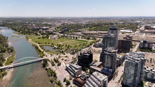 1003-550 Riverfront Avenue Se, Calgary, AB - Outdoor With View