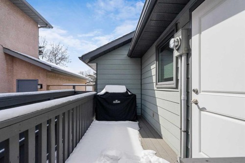 184 Sunmeadows Crescent Se, Calgary, AB - Outdoor With Exterior