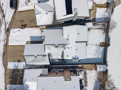 184 Sunmeadows Crescent Se, Calgary, AB - Outdoor