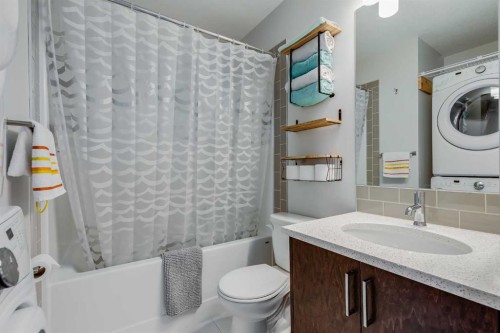 132 Evanscrest Gardens Nw, Calgary, AB - Indoor