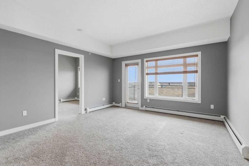 439-23 Millrise Drive Sw, Calgary, AB - Indoor Photo Showing Other Room