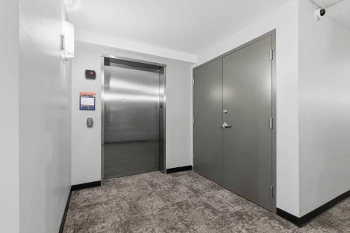 439-23 Millrise Drive Sw, Calgary, AB - Indoor Photo Showing Other Room
