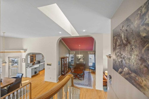 19 Hawkmount Heights Nw, Calgary, AB - Indoor Photo Showing Other Room