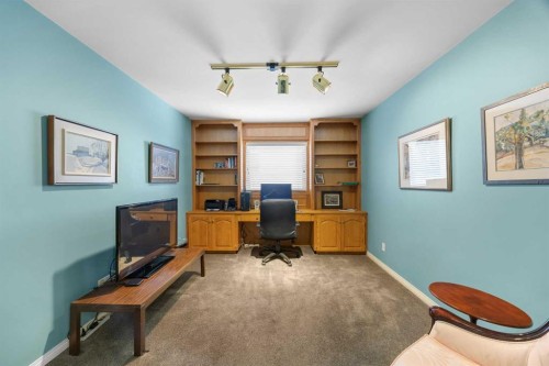 19 Hawkmount Heights Nw, Calgary, AB - Indoor Photo Showing Office