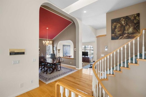 19 Hawkmount Heights Nw, Calgary, AB - Indoor Photo Showing Other Room