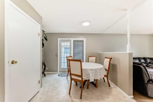 16272 5 Street Sw, Calgary, AB - Indoor