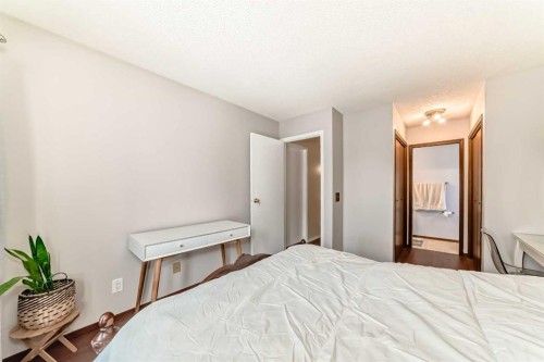 16272 5 Street Sw, Calgary, AB - Indoor Photo Showing Bedroom