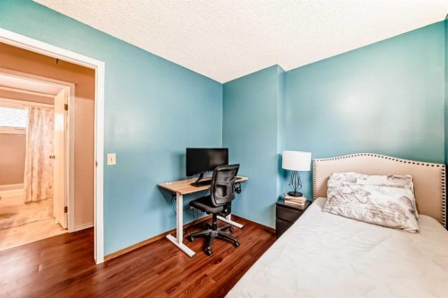 16272 5 Street Sw, Calgary, AB - Indoor Photo Showing Bedroom